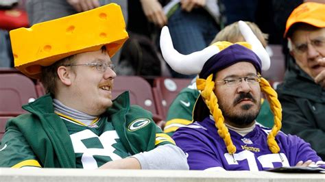 Packers–Vikings rivalry .